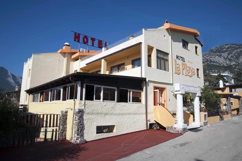 Hotel La Playa Cala Gonone Exteriör bild